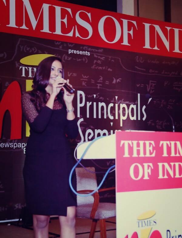 Best Female Emcee in Delhi/Gurgaon, corporate event, the times of india, leela gurgaon